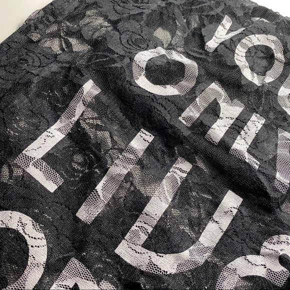 YOLO floral shear Tank top - Picture 3 of 7